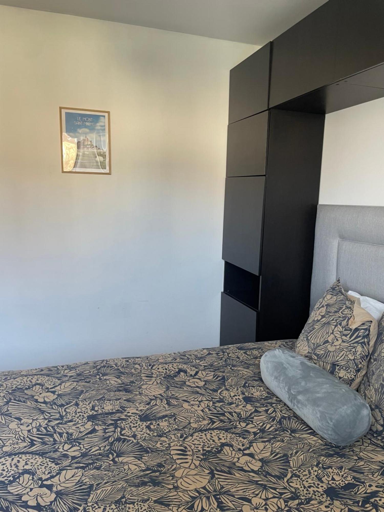 Bel Appartement Spacieux ,Convivial De 3 Chambres Avec Parking Prive Secure Καν Εξωτερικό φωτογραφία